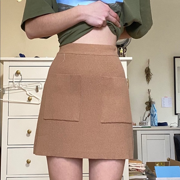 knit skirts with pockets